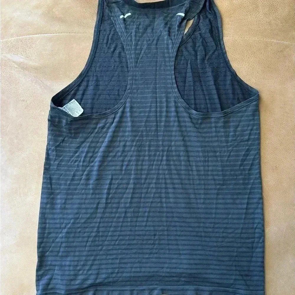 Nike Dri-Fit Sleeveless Miler Running Tank Top Black Mesh Breathable Womens S - Picture 7 of 8